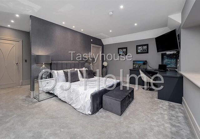 Room-To-Let