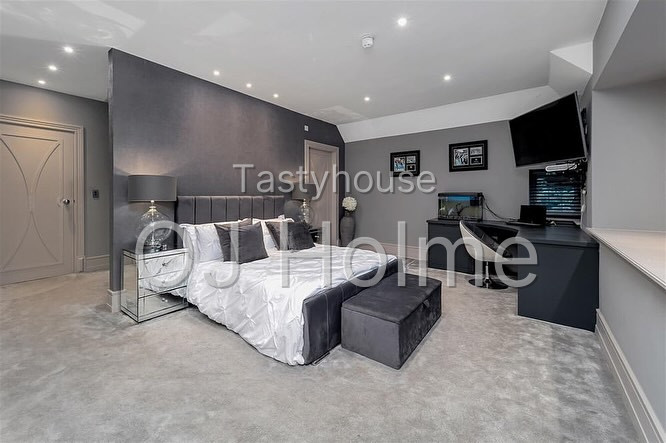 Room-To-Let