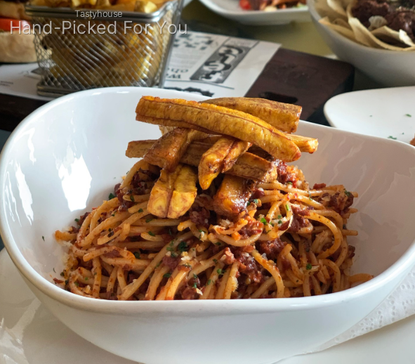 Naija Spaghetti Bolognese with Fried Plantain