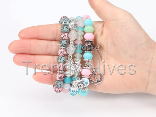 Heshpaws 4 PCS Bohemian Stretch Anchor Bracelets Elephant Butterfly Retro Bracelets