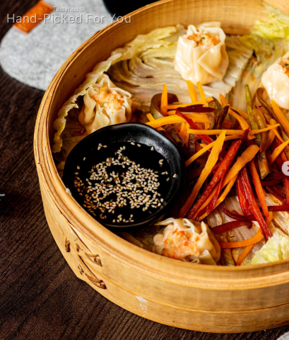 Shrimp Wonton Dumplings with Vegetables