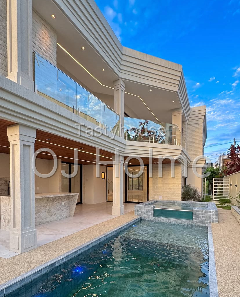 Luxurious 6-Bedroom Villa with Indoor & Outdoor Swimming Pools