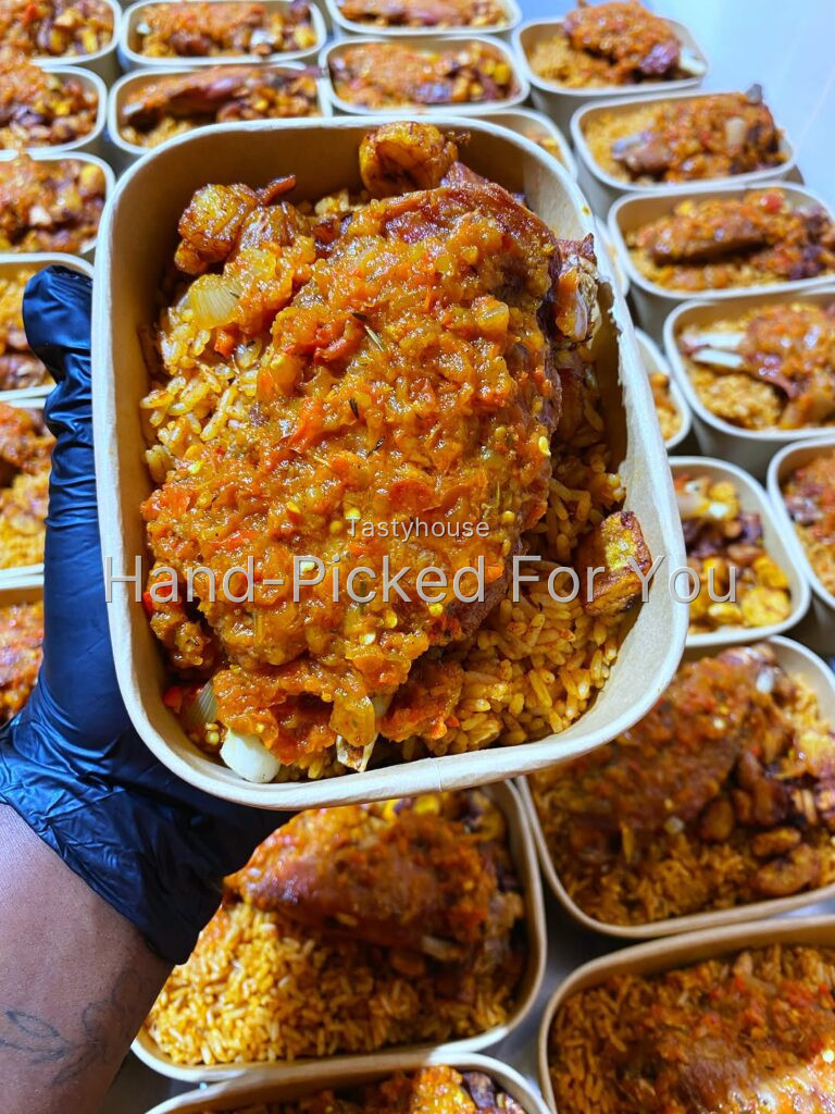 750 ml Smokey jollof rice with plantain and protein