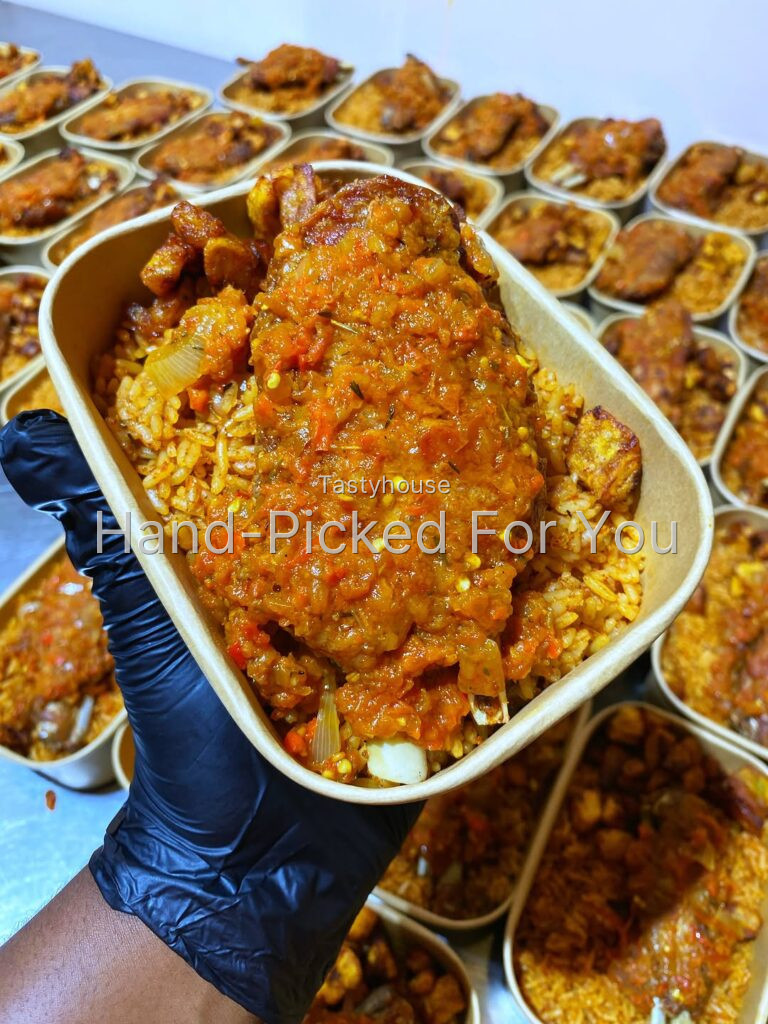 750 ml Smokey jollof rice with plantain and protein