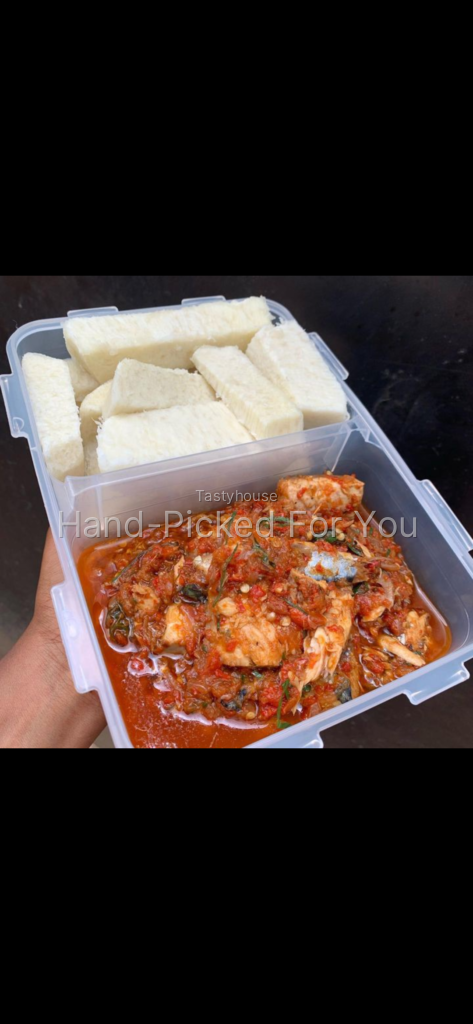 Boiled yam with fish sauce