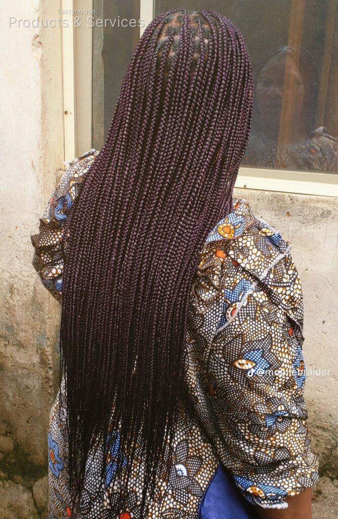 Knothless braids (with extension)