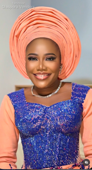 Olars Makeovers – Professional Makeup & Beauty Services