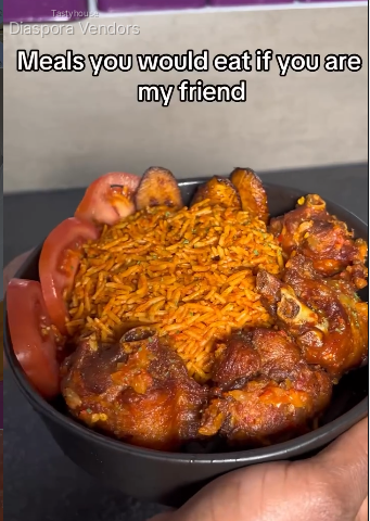 Jollof Rice, Chicken & Plantain
