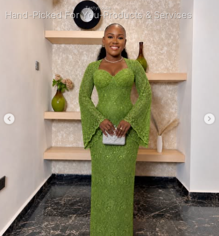 Vibrant Green Lace Bell-Sleeve Dress