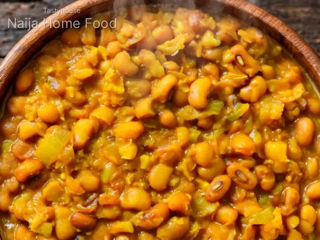 🫘 Freshly Cooked Porridge Beans in Lagos & Abuja