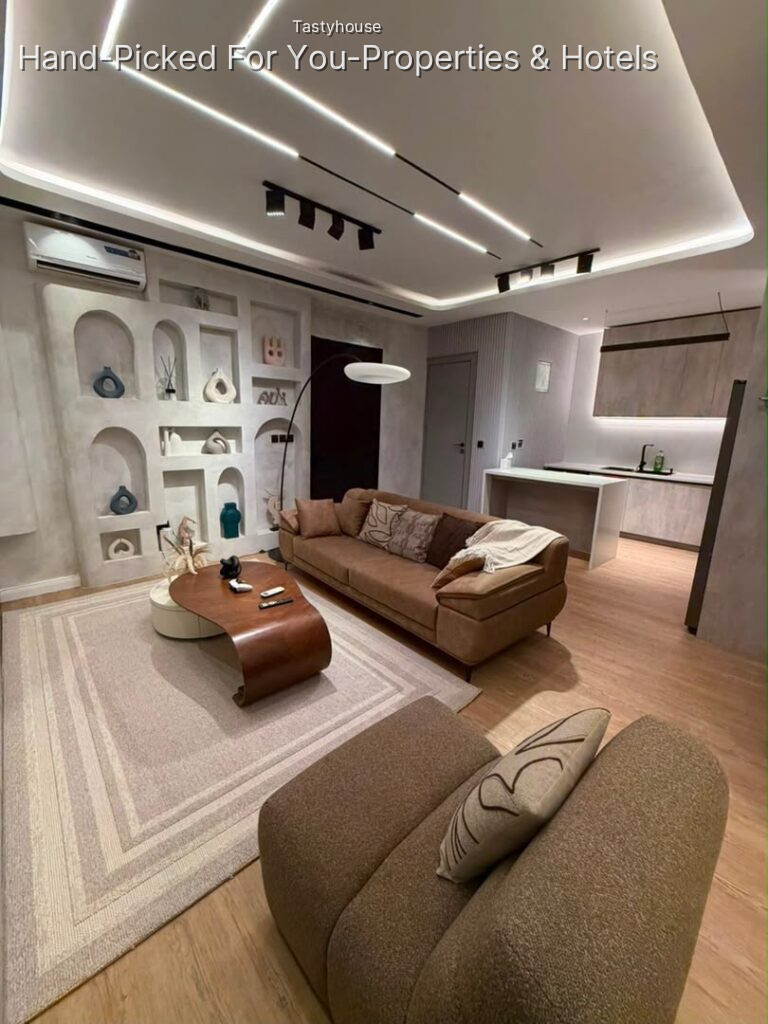 1 BEDROOM APARTMENT