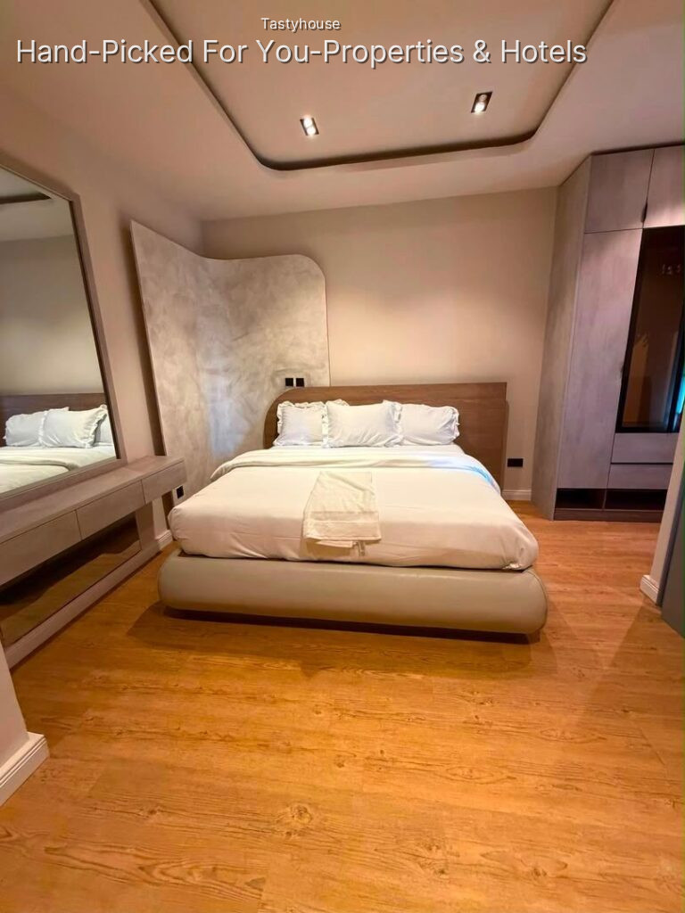 1 BEDROOM APARTMENT