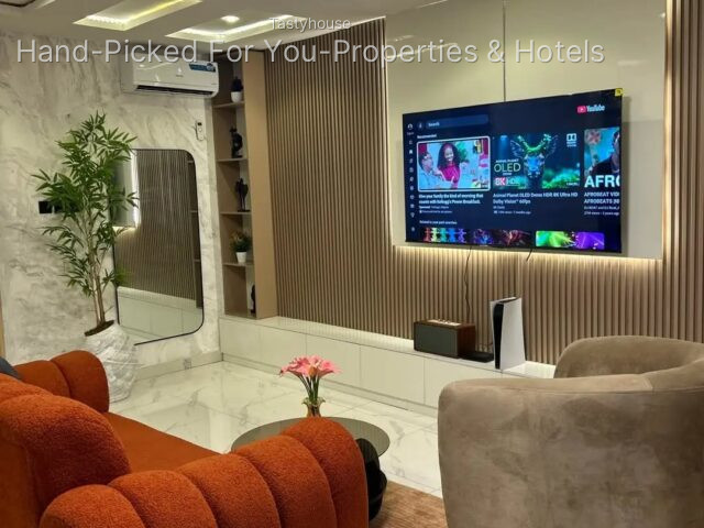 furnished 2-bedroom apartment