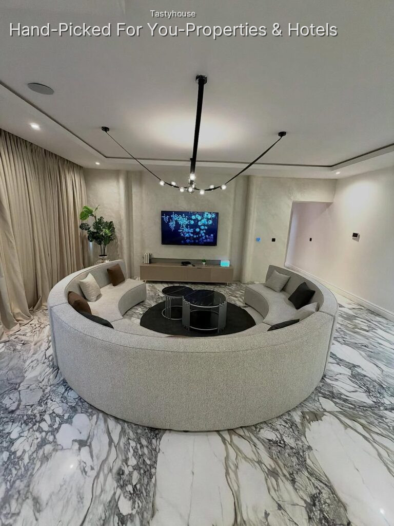 SPACIOUS TWO (2) BEDROOM APARTMENT