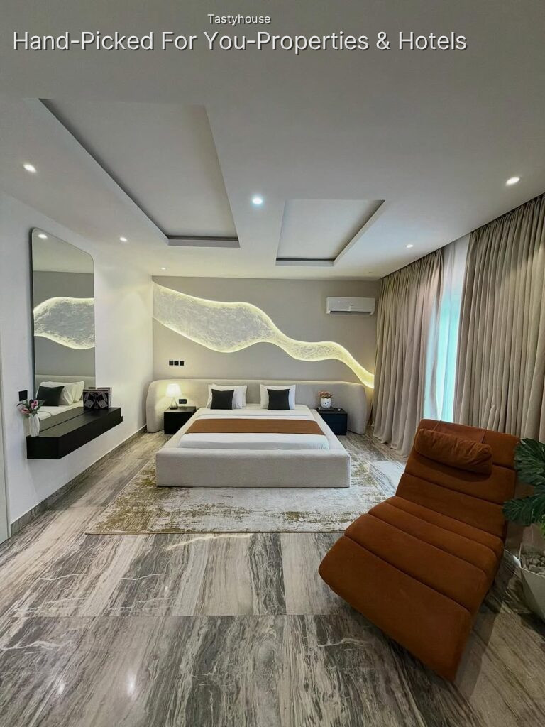 SPACIOUS TWO (2) BEDROOM APARTMENT