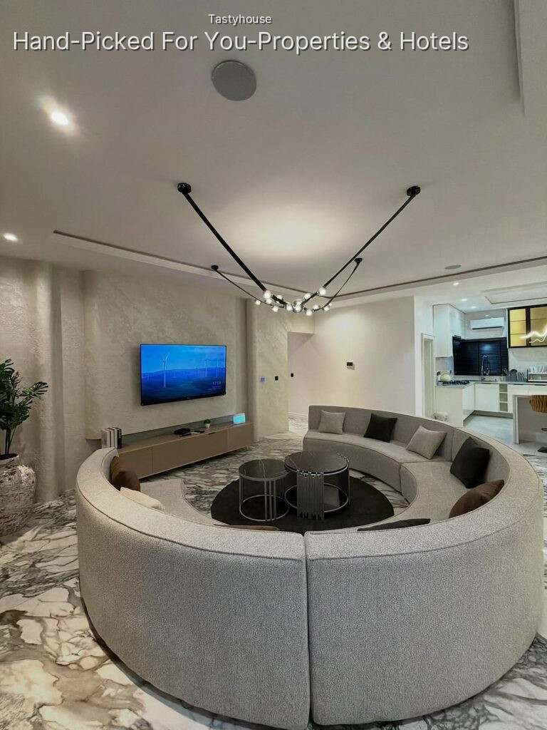 SPACIOUS TWO (2) BEDROOM APARTMENT