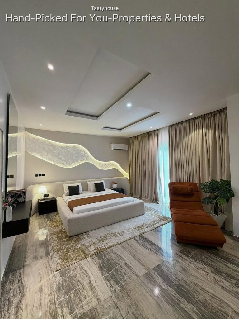 SPACIOUS TWO (2) BEDROOM APARTMENT