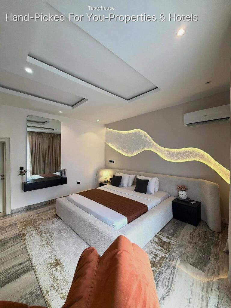SPACIOUS TWO (2) BEDROOM APARTMENT