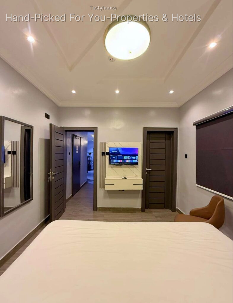 2 – bedroom shortlet