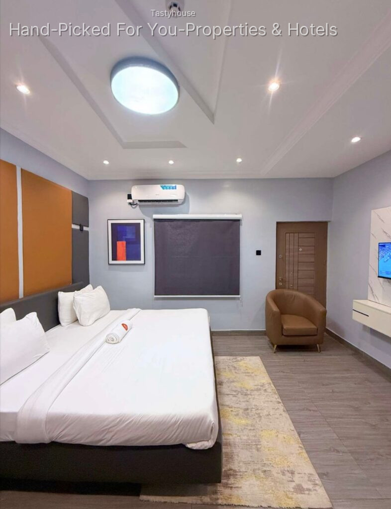 2 – bedroom shortlet