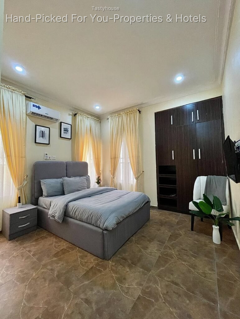 2-Bedroom Apartment