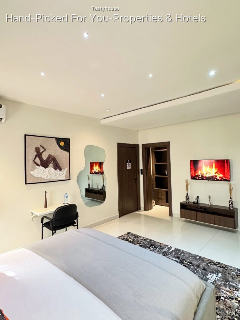 3 bedroom apartment