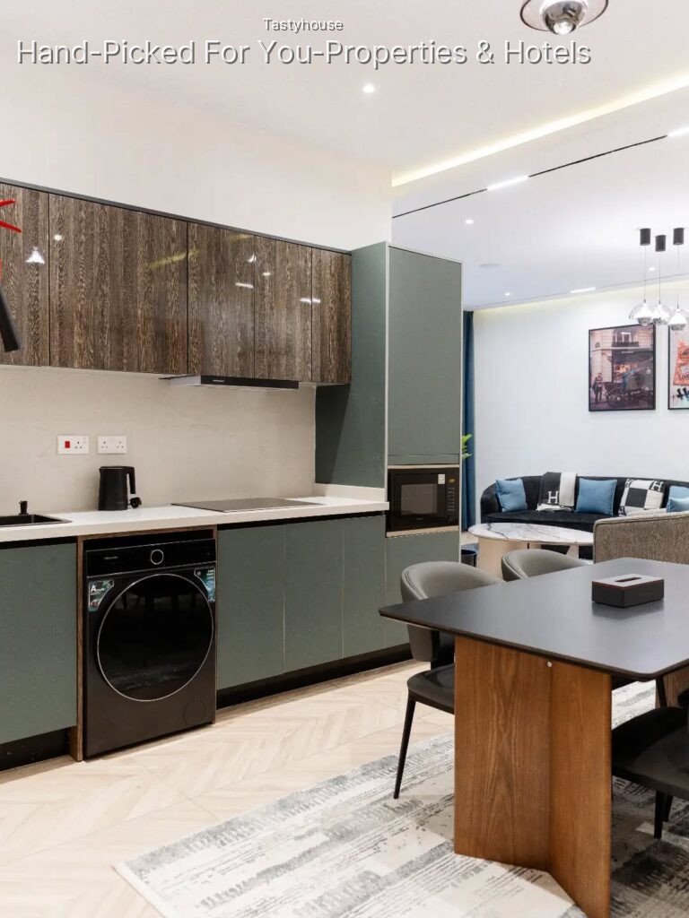 Service Apartment