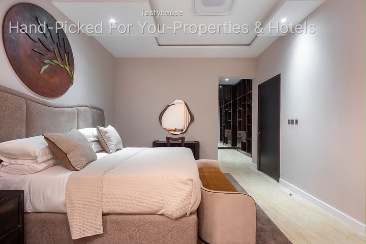 2-Bedroom Apartment