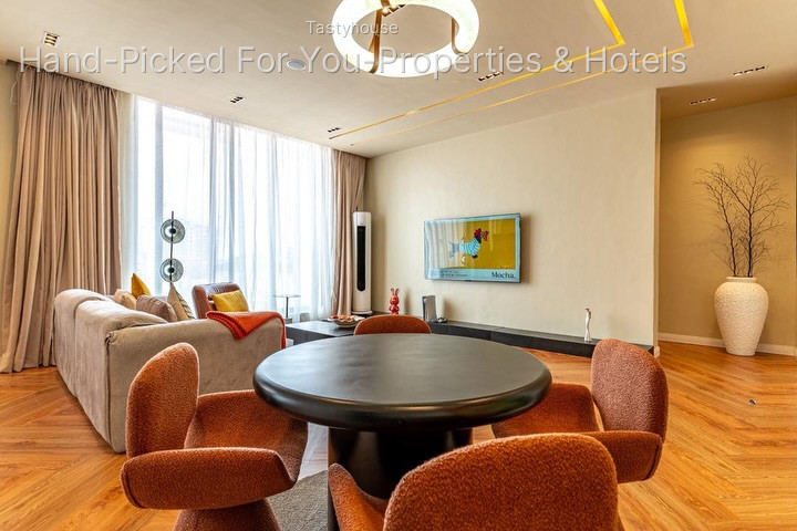 2 Bedroom Apartments