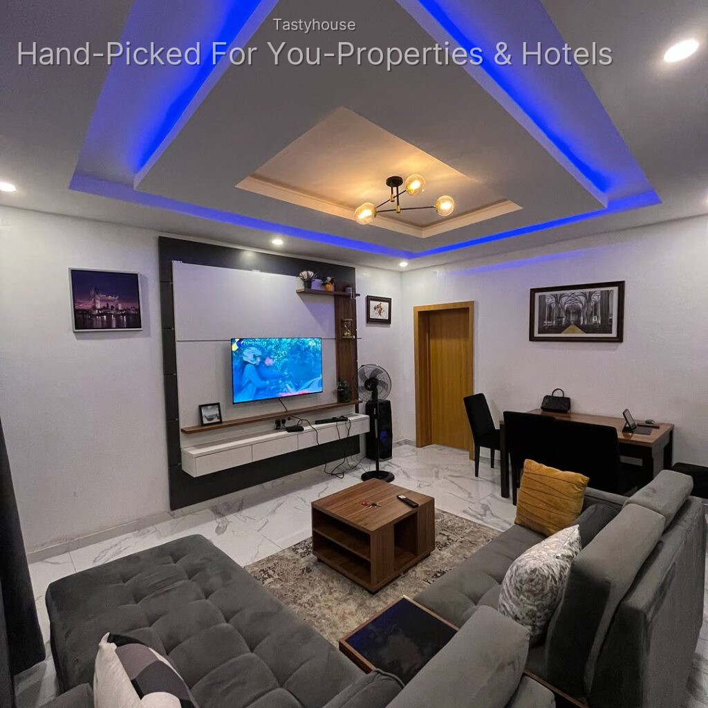 2 Bedroom Apartments