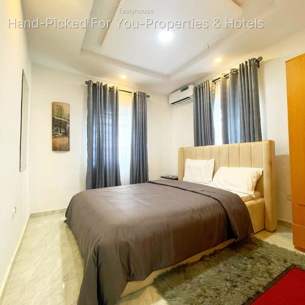2 Bedroom Apartments