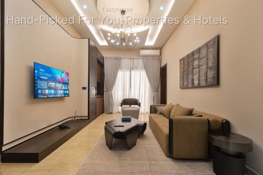 3 Bedroom Apartments