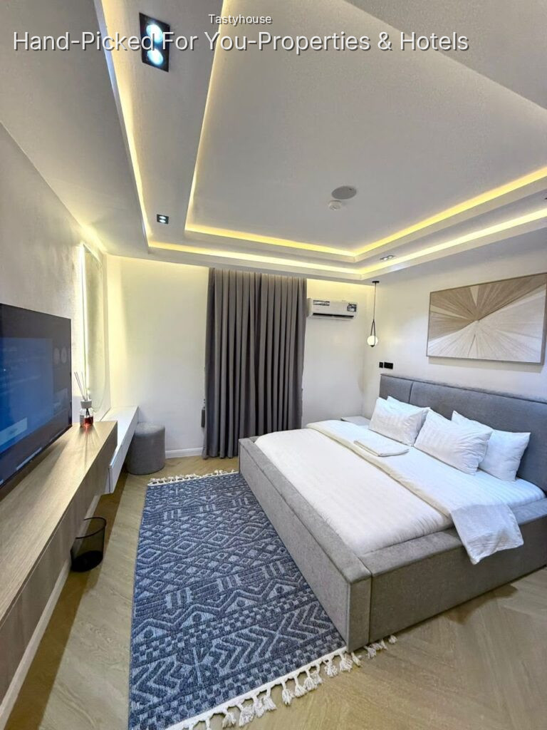 2 And 1 Bedroom Apartments