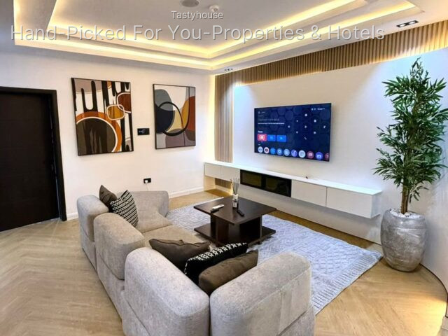 2 And 1 Bedroom Apartments