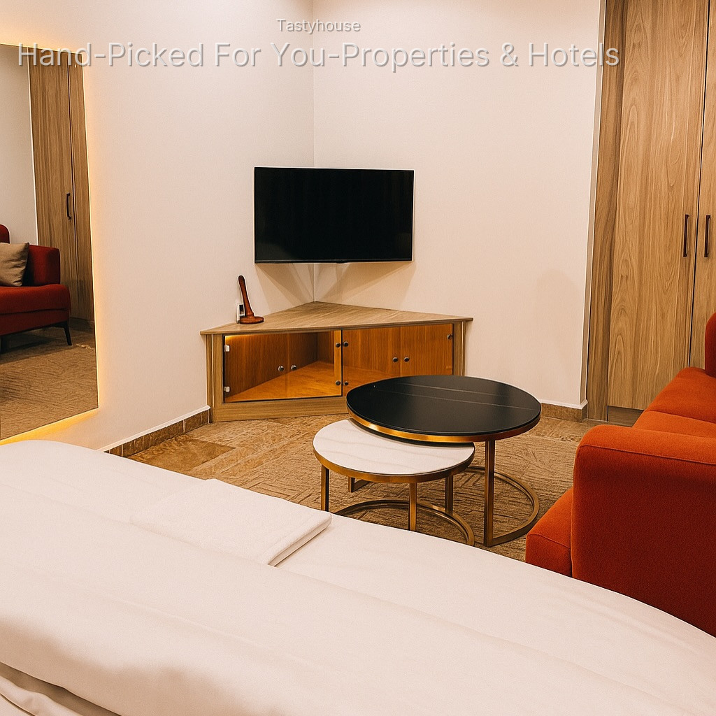 Service Apartment