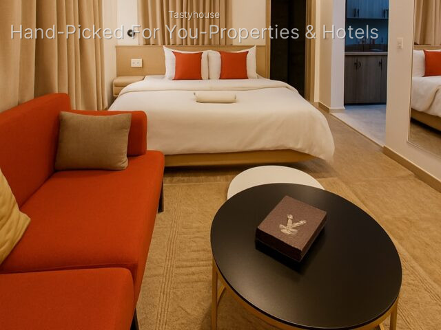 Service Apartment