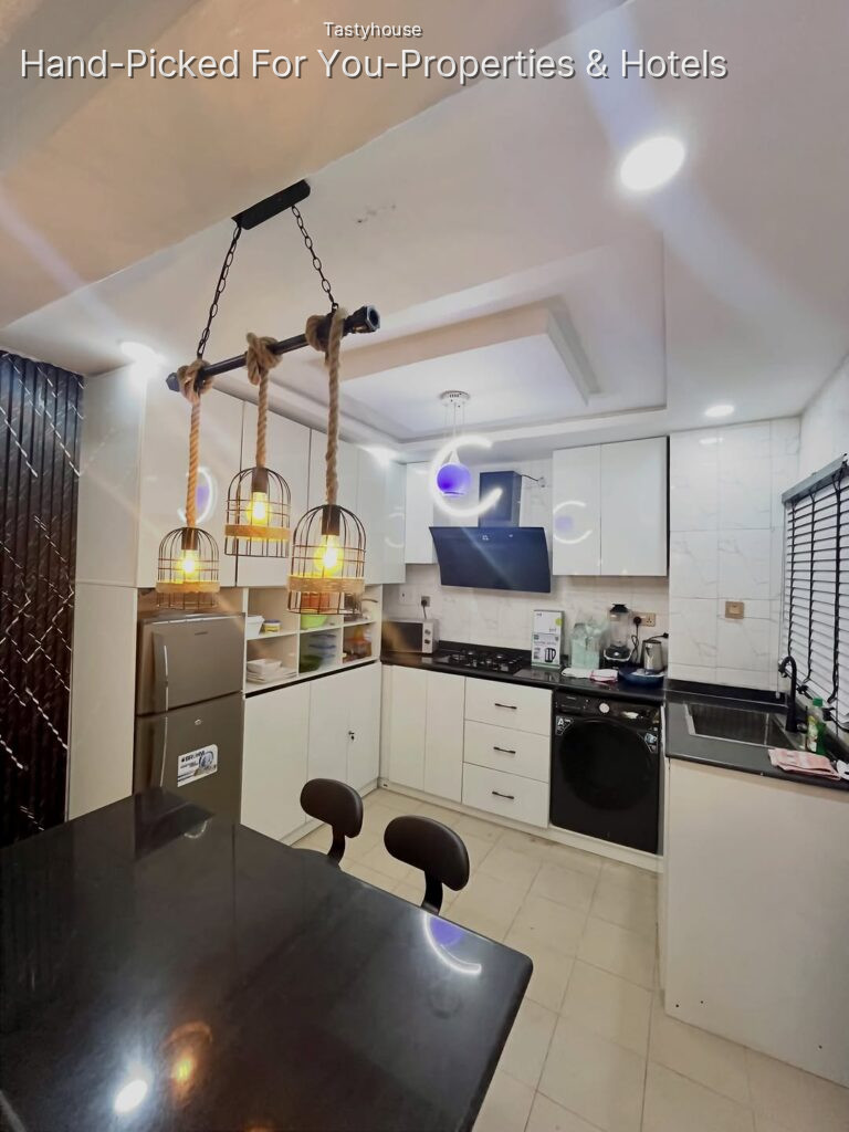 2 Bedroom Apartments