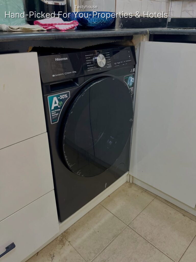 2 Bedroom Apartments