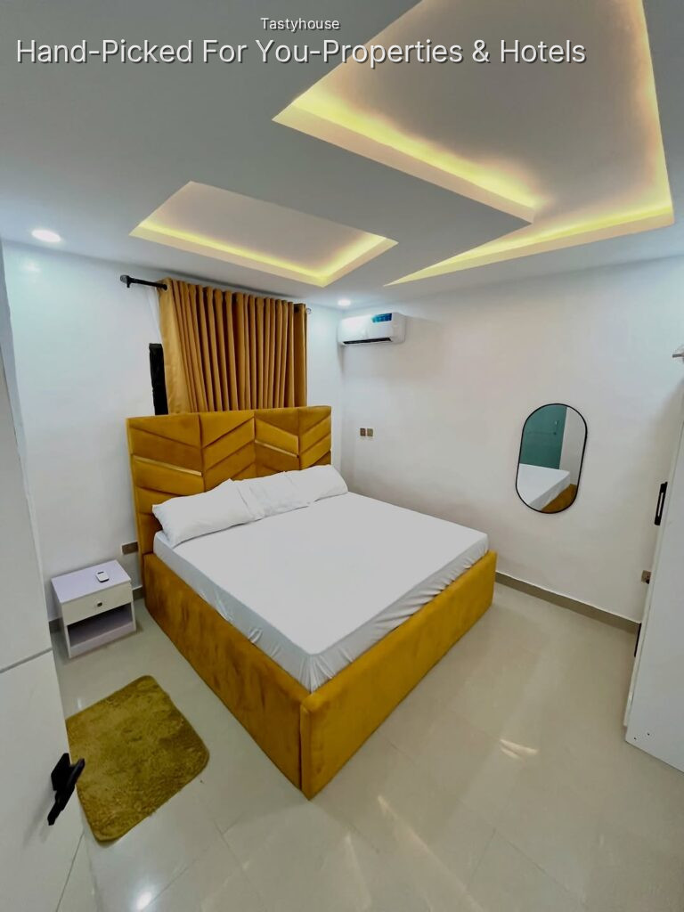 2 Bedroom Apartments