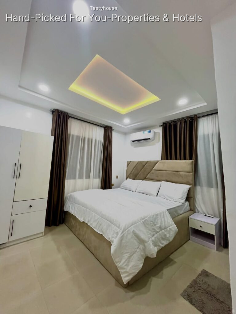 2 Bedroom Apartments