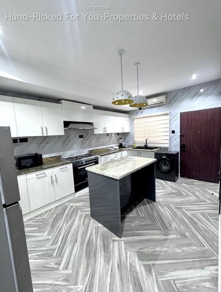 3 Bedroom Apartments