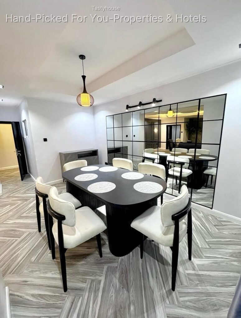 3 Bedroom Apartments