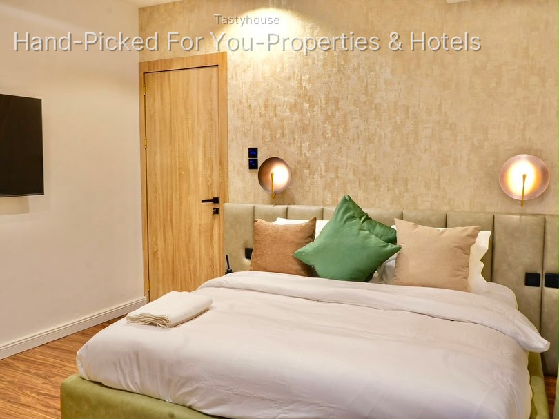 3 Bedroom Apartments