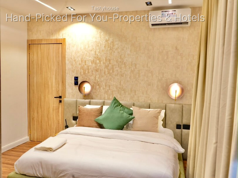 3 Bedroom Apartments