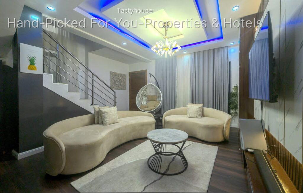 2 Bedroom Apartments