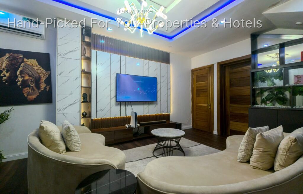 2 Bedroom Apartments