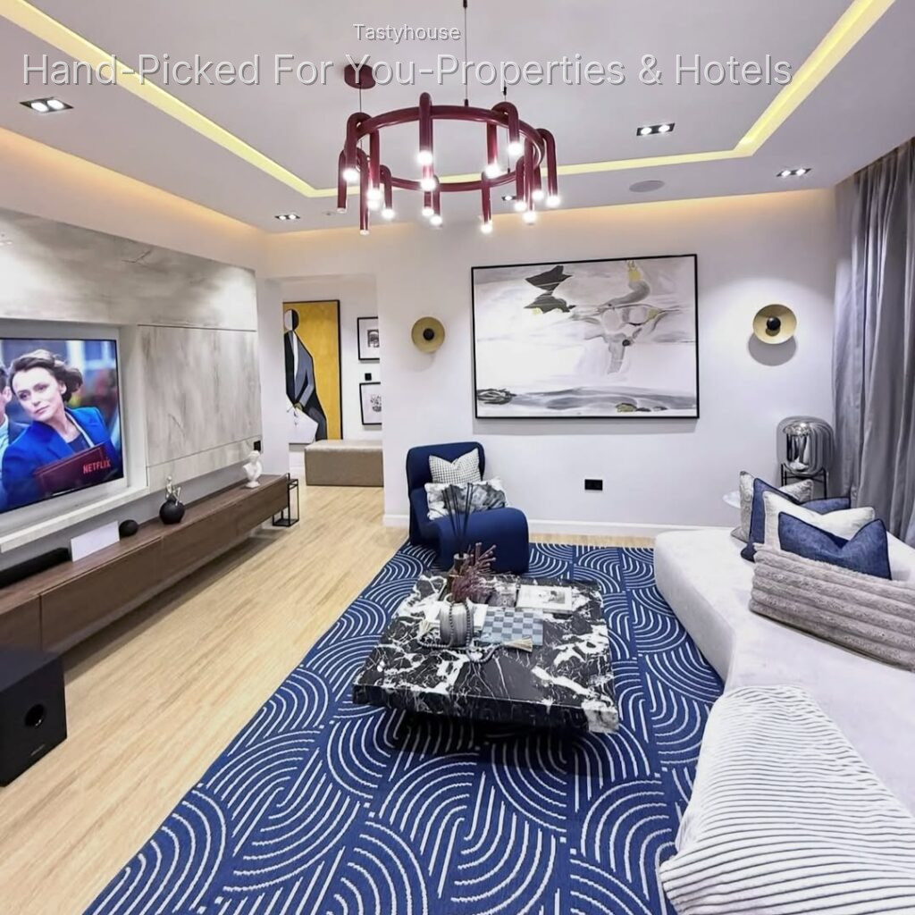 EXQUISITELYFURNISHED 2 BEDROOM APARTMENT