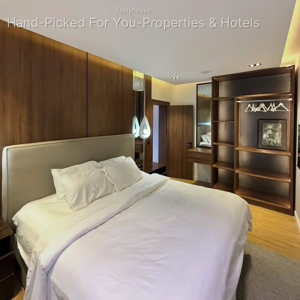 EXQUISITELYFURNISHED 2 BEDROOM APARTMENT