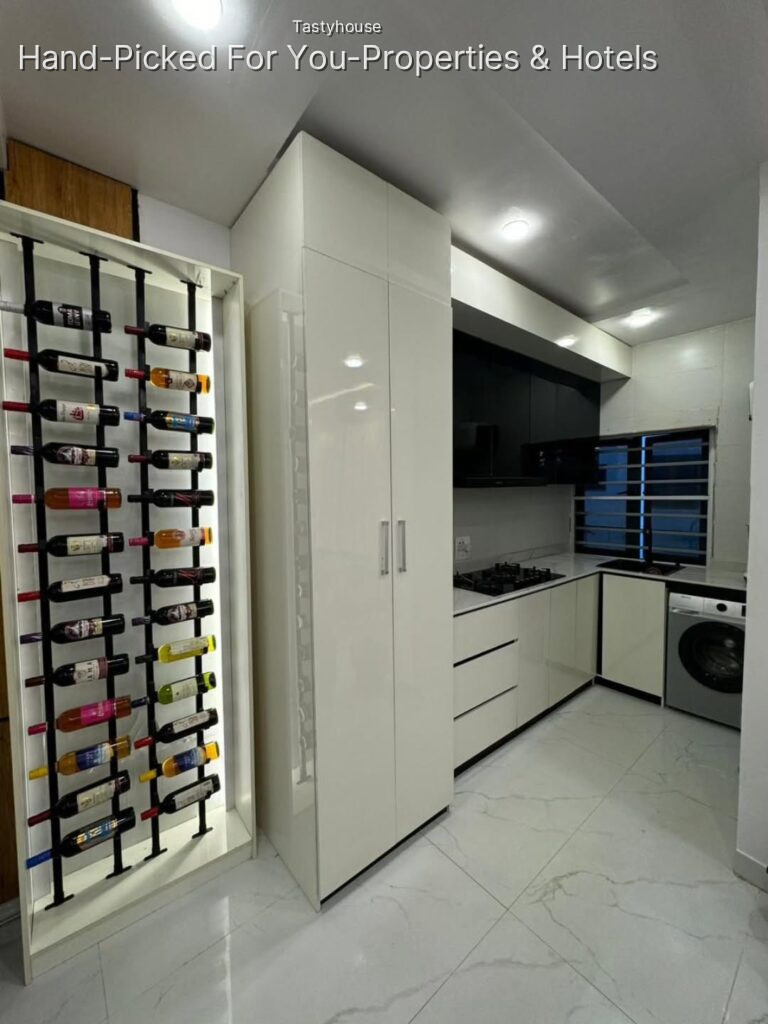 2 Bedroom Apartments
