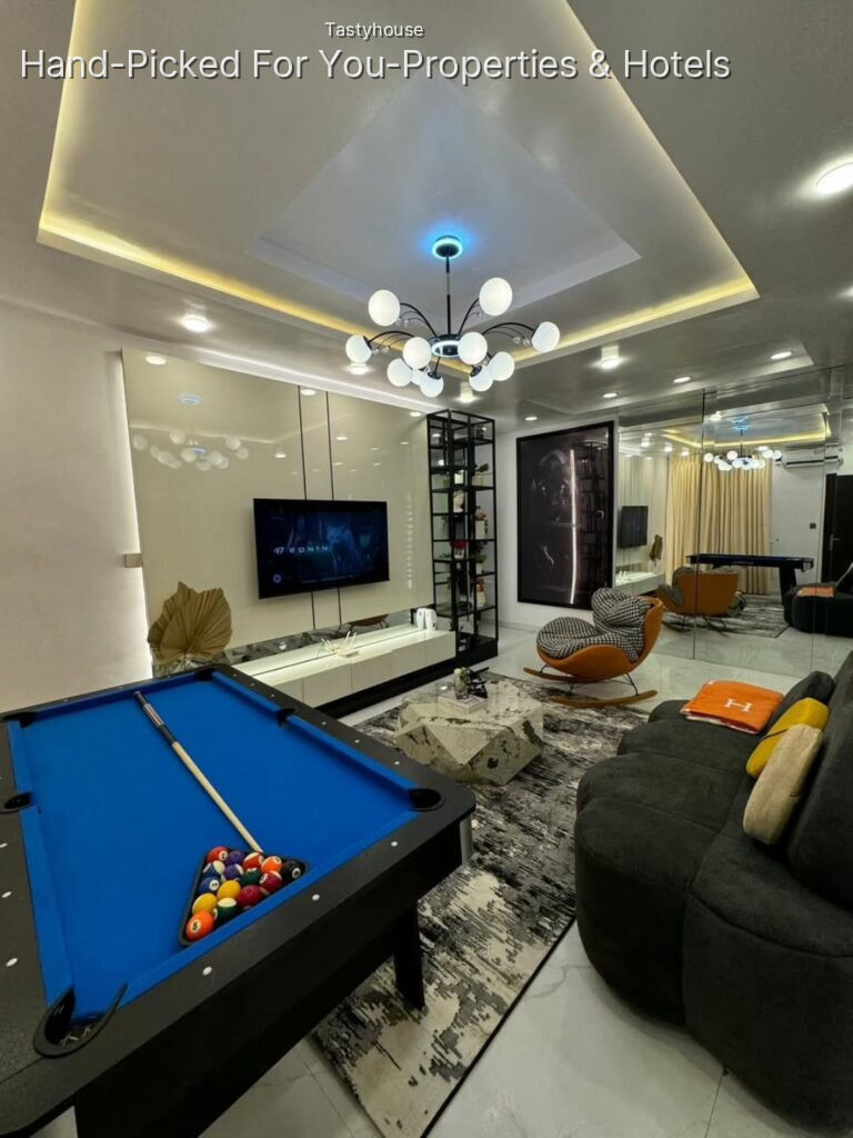 2 Bedroom Apartments